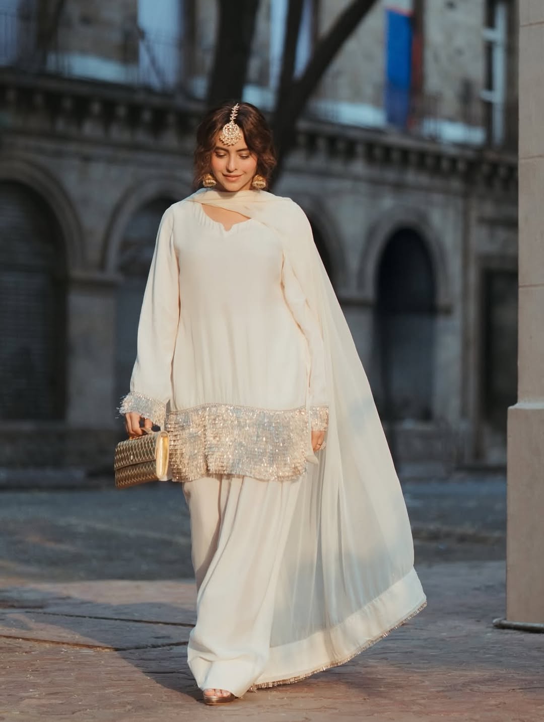 Shamooz farshi shalwar